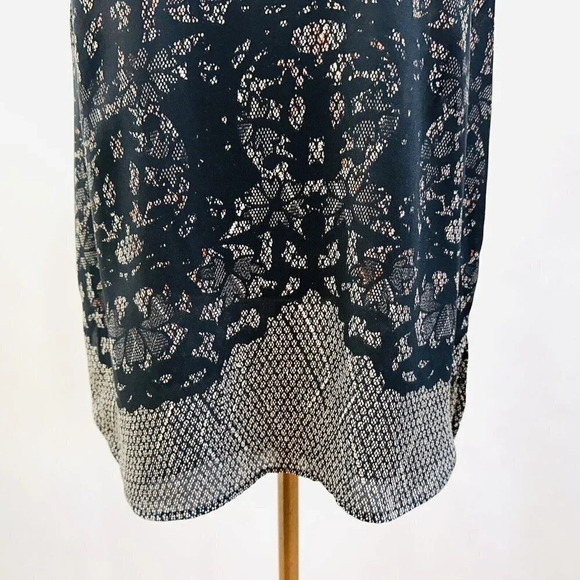 DANIEL RAINN Women Sleeveless Pullover Round Neck Semi Sheer Shirt Size Small - Picture 3 of 14